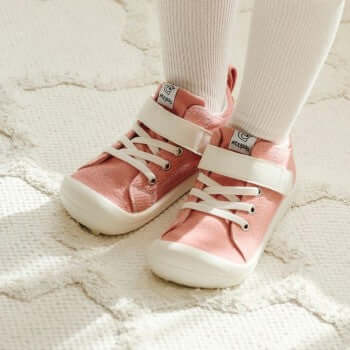 Attipas Denim Skin Shoes Pink