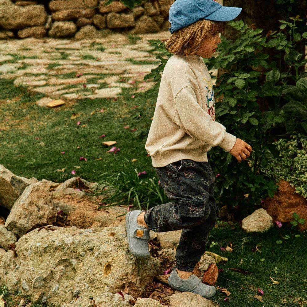 Attipas Skin Shoes Cinzento