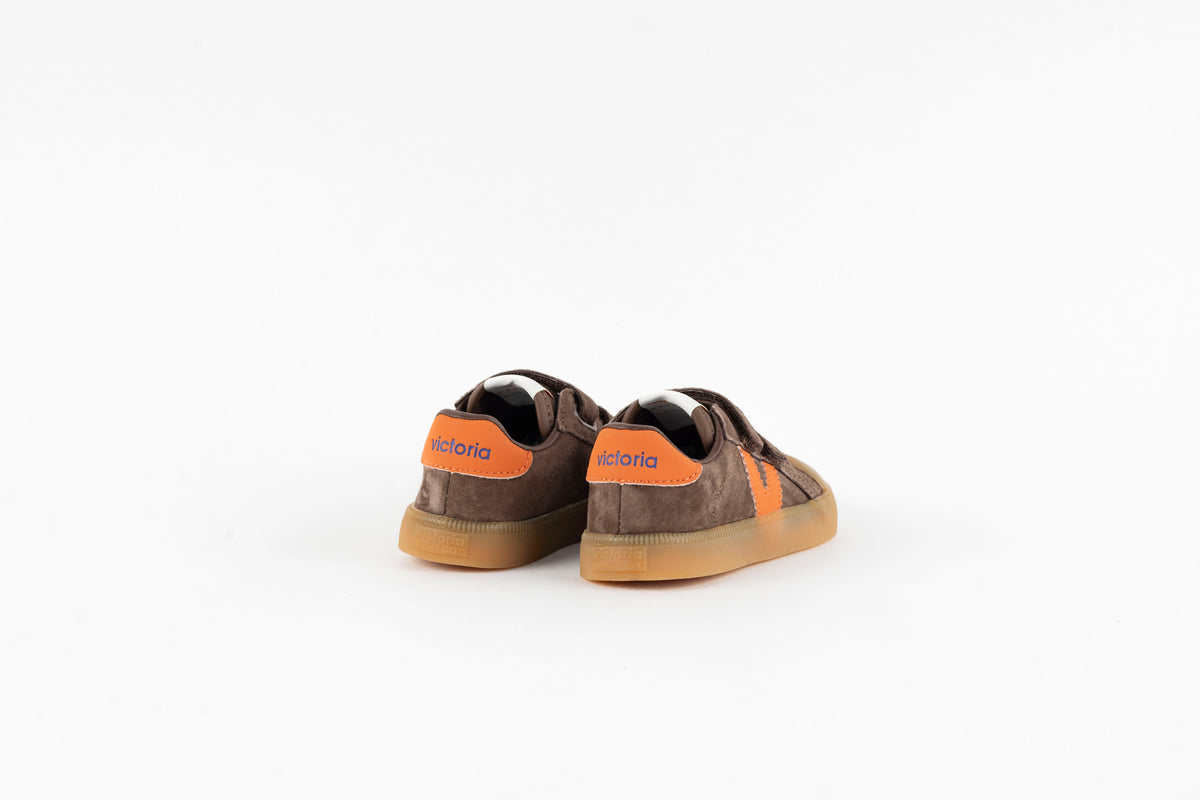 Sapatilhas Victoria Oliver Marron